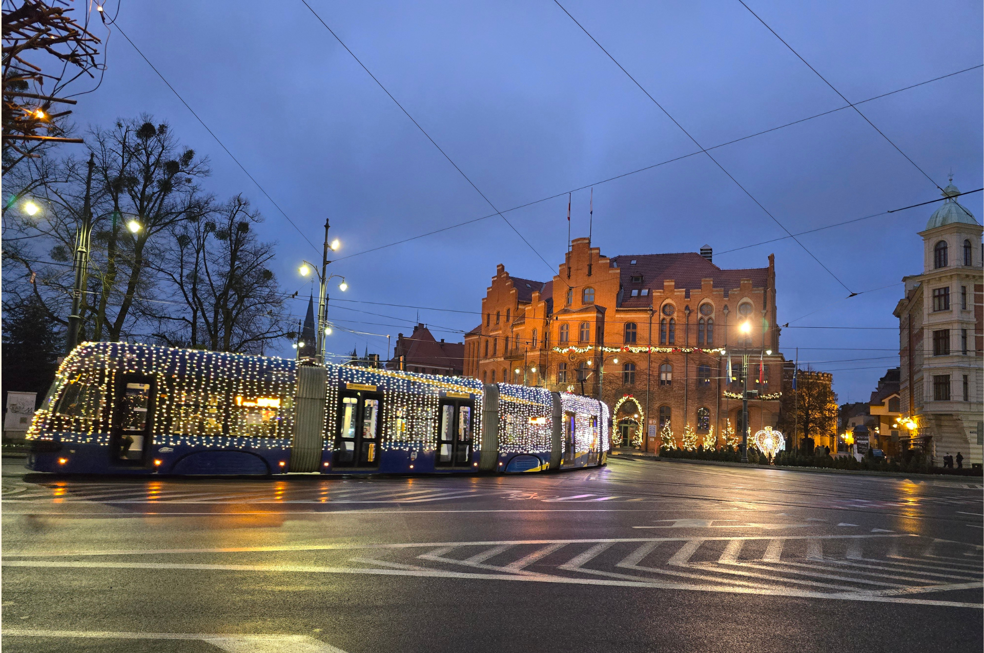 Tramwaj i autobus MZK 