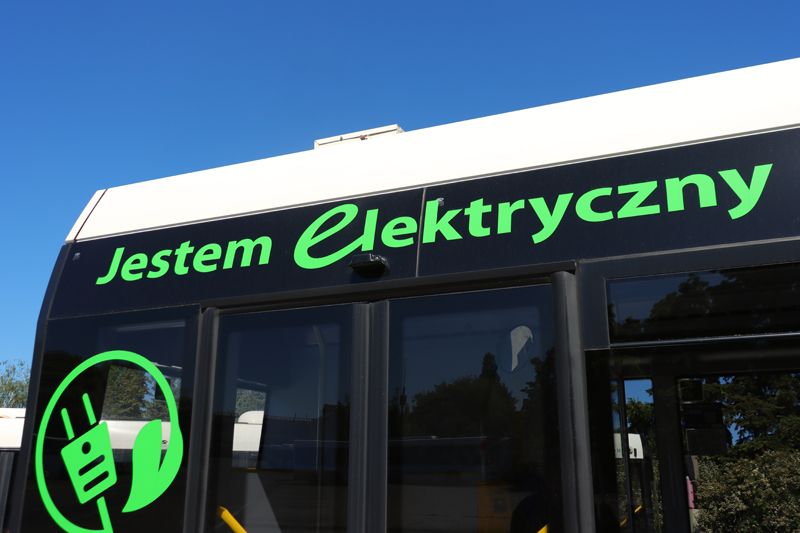 Kolejne autobusy elektryczne i ładowarki dla Torunia